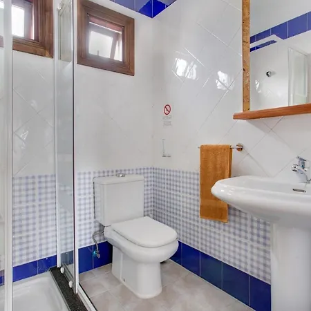 1b Villa *