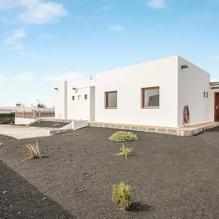 1b Villa Playa Blanca (Lanzarote)
